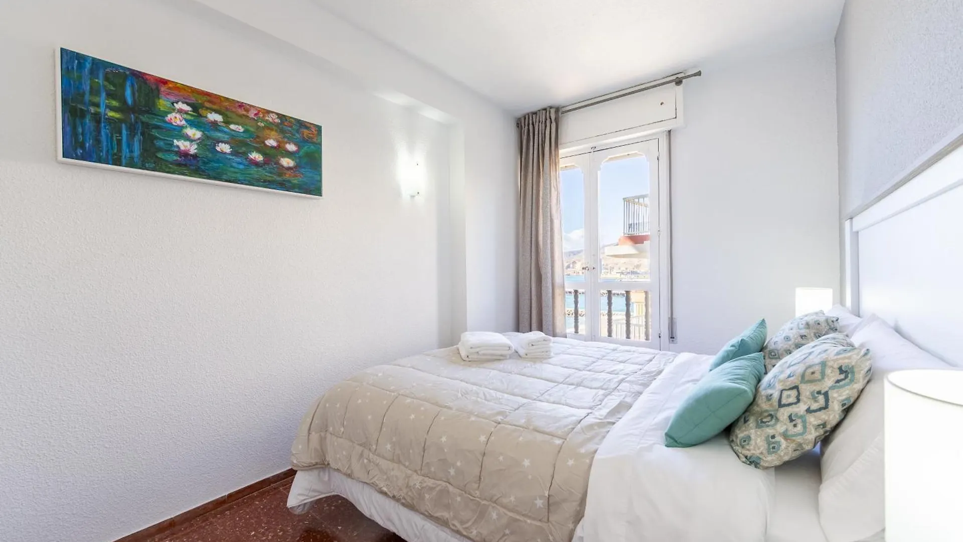 Almeriasuite Impressive Beach Views 0*, Αλμερία