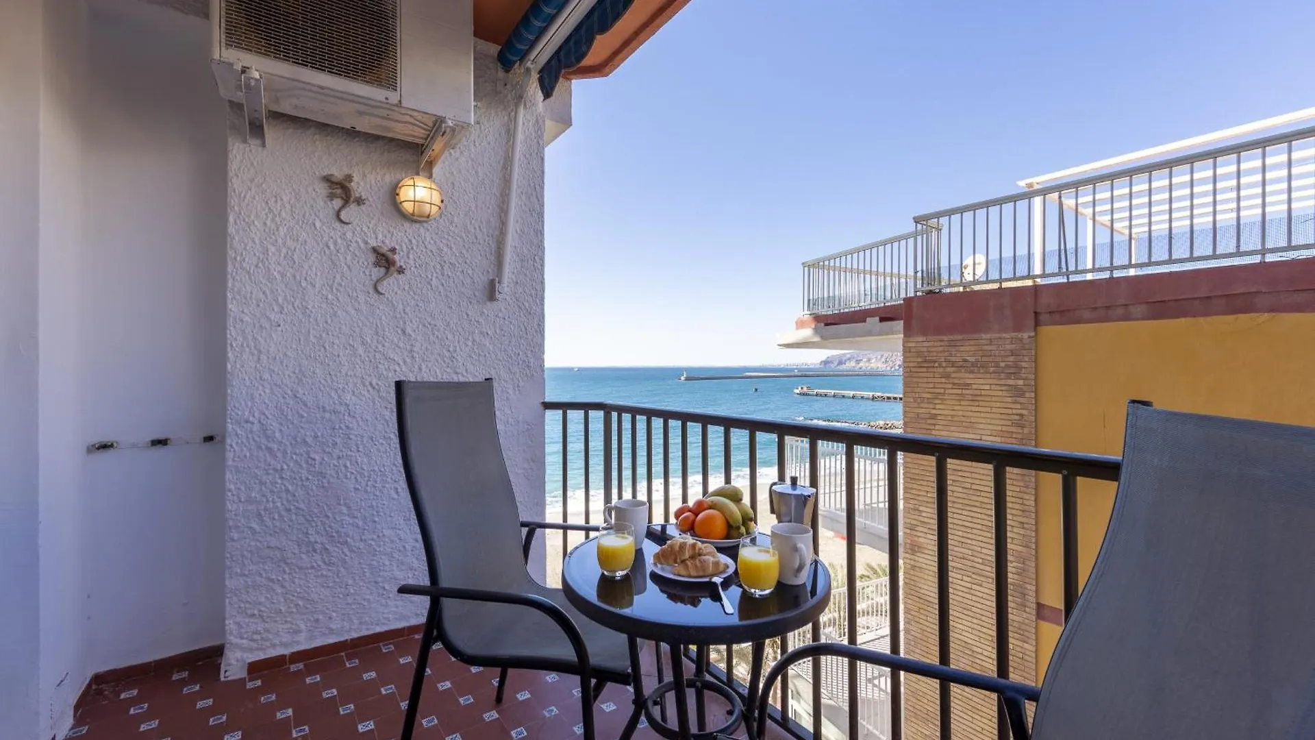 Apartment Almeriasuite Impressive Beach Views Spain